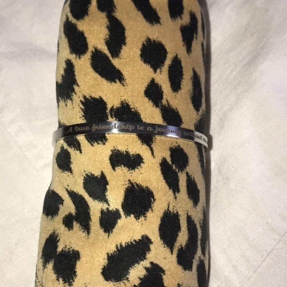 friendship bangle nwot
